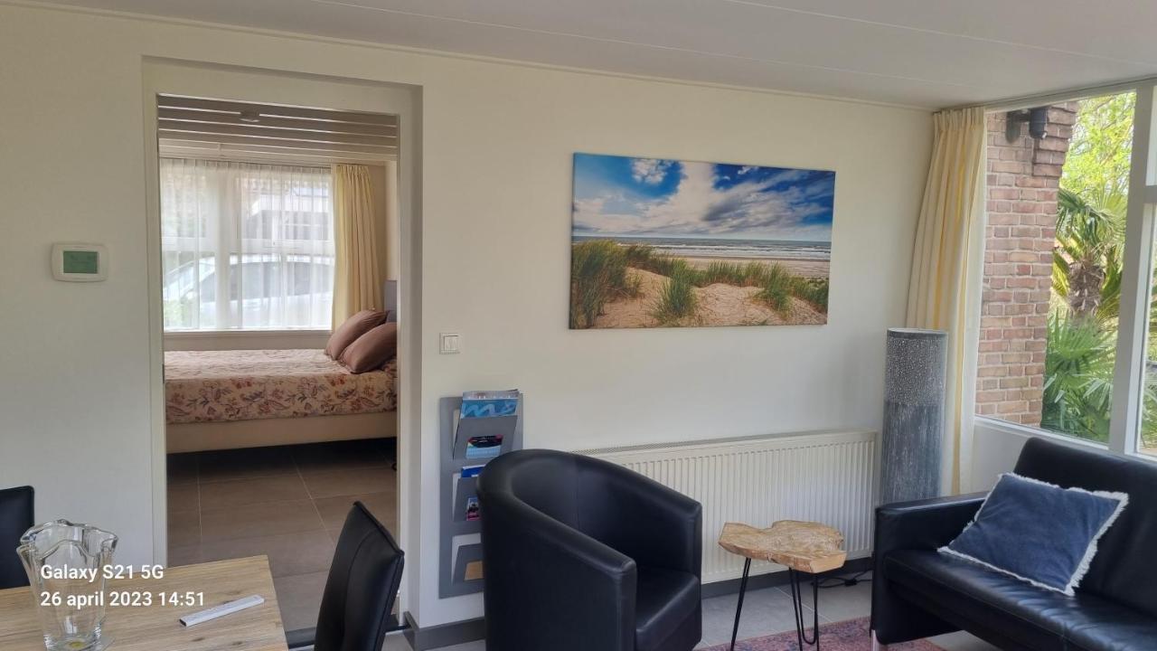 Vakantiewoning "Aan Het Bosje" Zoutelande - Strand 200M ! Exterior photo
